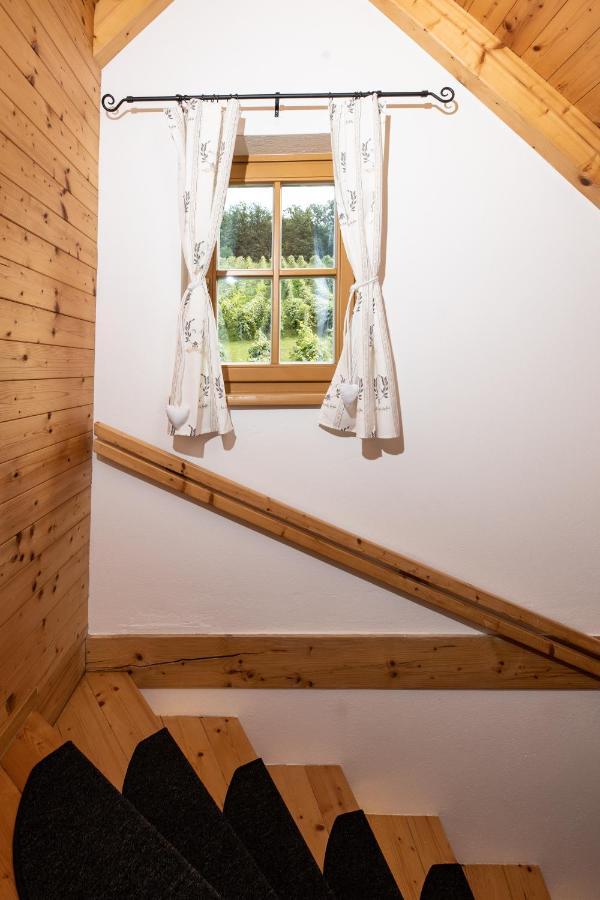 Wiener Kellerstoeckl - Das 13Er Eltendorf Exterior foto